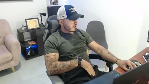thiago_420 online show from 05/27/26, 08:17
