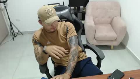 thiago_420 online show from 06/15/26, 11:18