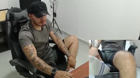 thiago_420 online show from 06/25/26, 12:54