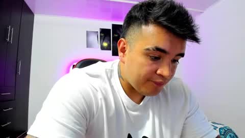 Snapshot of thiago_cp01 chatting on 12/10/24, 05:28 Thiago online show from 12/10/24, 05:28