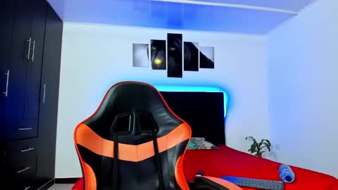 Snapshot of thiago_cp01 chatting on 02/26/25, 06:26 Thiago online show from 02/26/25, 06:26