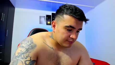 Snapshot of thiago_cp01 chatting on 03/11/25, 06:10 Thiago online show from 03/11/25, 06:10