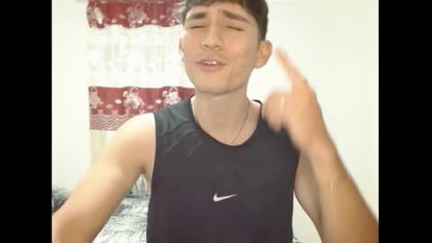 Snapshot of thiago_deseo69 chatting on 02/06/26, 01:10 thiago_deseo69 online show from 02/06/26, 01:10