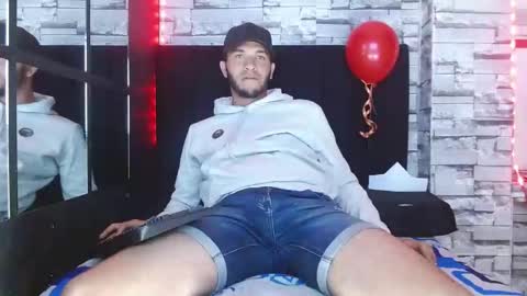 thiago_hairy online show from 10/31/25, 04:57