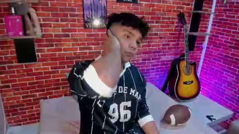 thiago online show from 06/11/26, 01:09