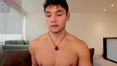 Snapshot of thiago_l chatting on 05/03/26, 05:19 Just Thiago online show from 05/03/26, 05:19