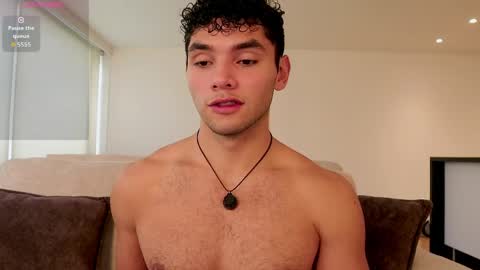 Snapshot of thiago_l chatting on 05/08/26, 04:45 Just Thiago online show from 05/08/26, 04:45