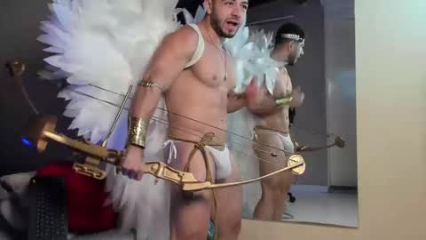 Snapshot of thiago_moretti chatting on 02/16/26, 04:47 THIAGO online show from 02/16/26, 04:47