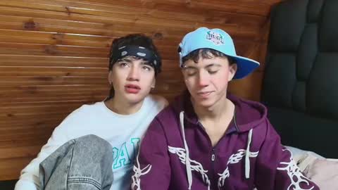 Snapshot of thiago_n_sam chatting on 10/30/25, 04:58 thiago_n_sam online show from 10/30/25, 04:58