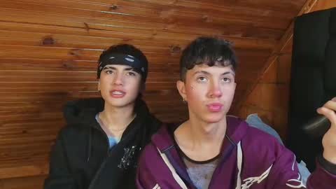 Snapshot of thiago_n_sam chatting on 11/06/25, 01:28 thiago_n_sam online show from 11/06/25, 01:28