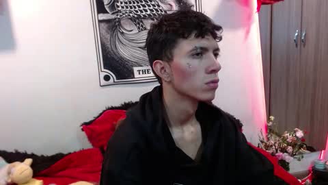 thiago_n_sam online show from 12/16/25, 03:22