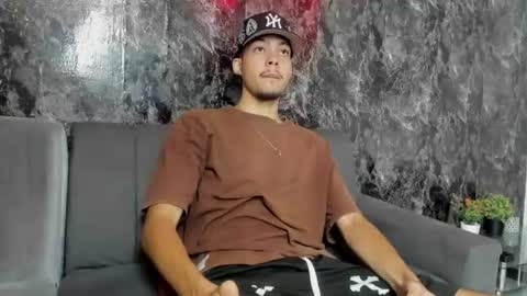 Thiago online show from 07/16/26, 07:53