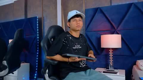 T H I A G O online show from 05/27/26, 03:36