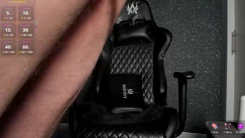 THIAGO MENESES online show from 05/12/26, 03:58