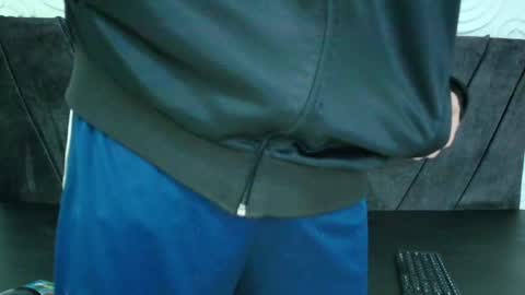 Thiago   online show from 12/17/24, 03:17