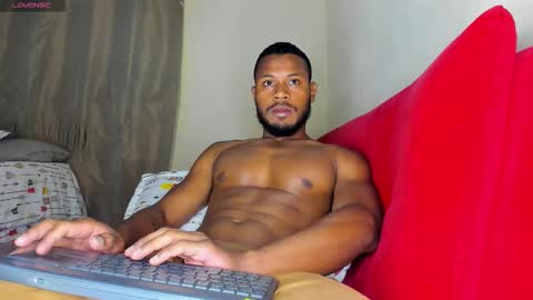 Thiago Instagram   online show from 11/01/25, 12:01