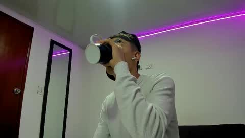 Thiago Wells online show from 02/23/25, 03:45