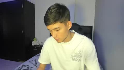 Thiago Wells online show from 11/05/25, 07:03