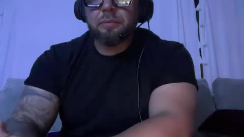 thiccbull12 online show from 09/23/25, 10:40