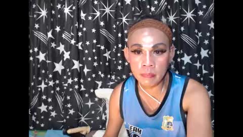 gil online show from 02/10/25, 01:03