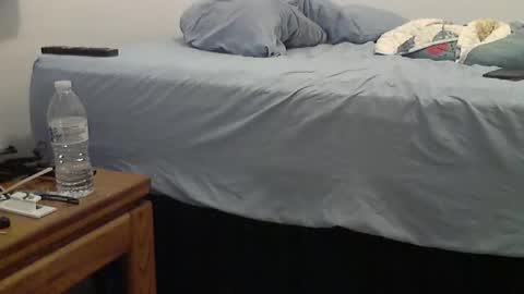 Snapshot of thickandvainy chatting on 03/17/26, 09:45 thickandvainy online show from 03/17/26, 09:45