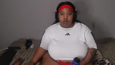 thickassmamie26 online show from 05/28/26, 01:58