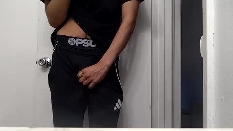 Snapshot of thickbigdick789 chatting on 10/02/25, 06:48 thickbigdick789 online show from 10/02/25, 06:48