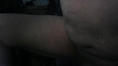 Snapshot of thickbong chatting on 12/05/24, 04:44 thickbong online show from 12/05/24, 04:44