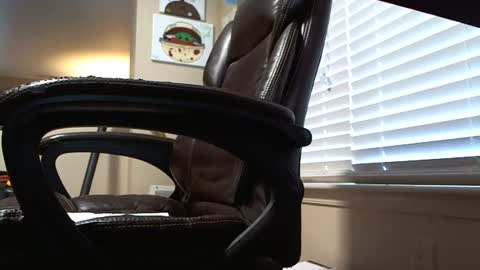 Snapshot of thickcock4hernsa chatting on 02/06/25, 03:31 thickcock4hernsa online show from 02/06/25, 03:31