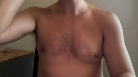 Snapshot of thickcockjock1017 chatting on 06/30/26, 09:05 thickcockjock1017 online show from 06/30/26, 09:05
