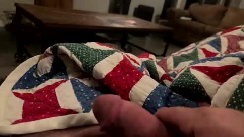 Snapshot of thickdic44 chatting on 12/21/25, 07:15 thickdic44 online show from 12/21/25, 07:15