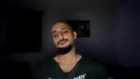 Snapshot of thickdickeddom chatting on 10/21/25, 08:26 ThickDickedDom online show from 10/21/25, 08:26