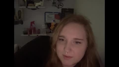 Snapshot of thickgingergoddess chatting on 12/11/24, 04:42 Ariel online show from 12/11/24, 04:42