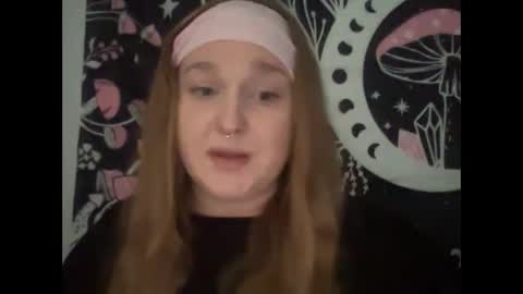 Snapshot of thickgingergoddess chatting on 02/07/25, 09:37 Ariel online show from 02/07/25, 09:37