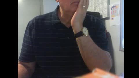 Snapshot of thickmelnik chatting on 01/18/25, 02:25 James online show from 01/18/25, 02:25