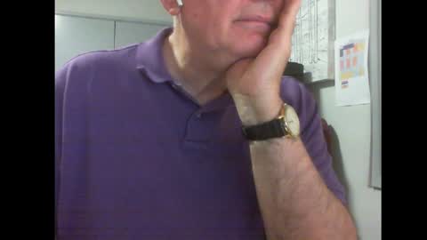 Snapshot of thickmelnik chatting on 01/19/25, 01:01 James online show from 01/19/25, 01:01