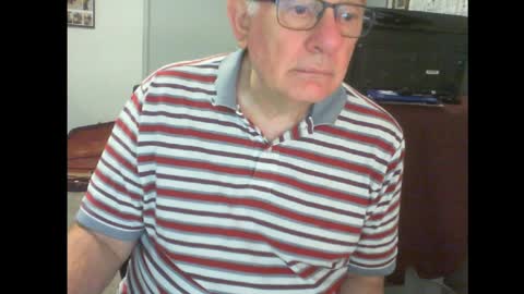 Snapshot of thickmelnik chatting on 01/24/25, 01:47 James online show from 01/24/25, 01:47