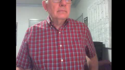 Snapshot of thickmelnik chatting on 02/13/25, 01:59 James online show from 02/13/25, 01:59