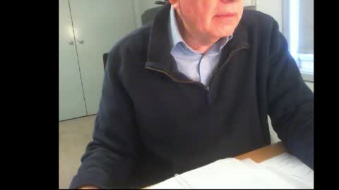 Snapshot of thickmelnik chatting on 09/09/25, 06:35 James online show from 09/09/25, 06:35