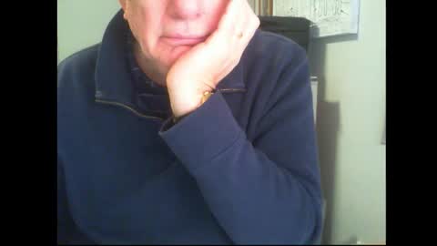 Snapshot of thickmelnik chatting on 09/16/25, 03:02 James online show from 09/16/25, 03:02