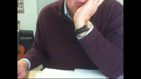 Snapshot of thickmelnik chatting on 10/28/25, 02:26 James online show from 10/28/25, 02:26