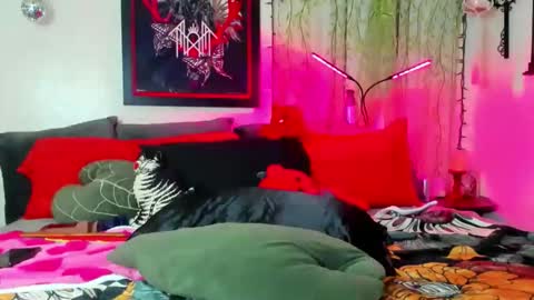 Snapshot of thickneyaadams chatting on 02/26/26, 04:55 thickneyaadams online show from 02/26/26, 04:55