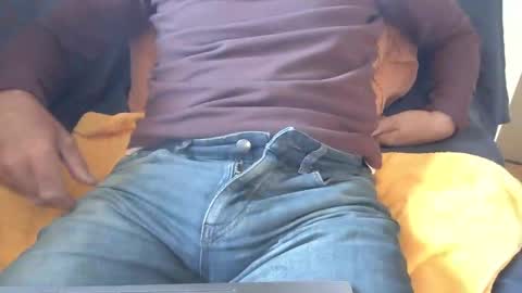 Snapshot of thickrum chatting on 05/12/26, 09:06 Thickru online show from 05/12/26, 09:06