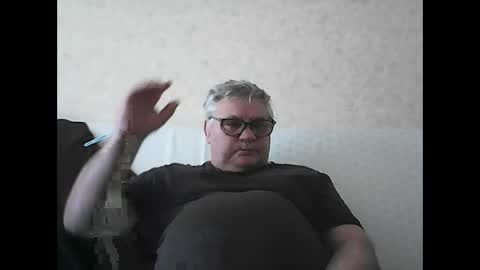Snapshot of thierrysymp chatting on 01/16/25, 10:53 Thierrysymp online show from 01/16/25, 10:53