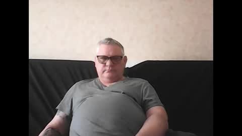 Snapshot of thierrysymp chatting on 02/09/25, 10:20 Thierrysymp online show from 02/09/25, 10:20