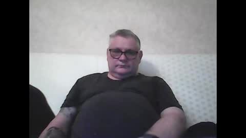 Snapshot of thierrysymp chatting on 02/10/25, 05:41 Thierrysymp online show from 02/10/25, 05:41
