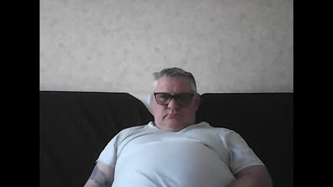 Snapshot of thierrysymp chatting on 03/02/25, 05:04 Thierrysymp online show from 03/02/25, 05:04