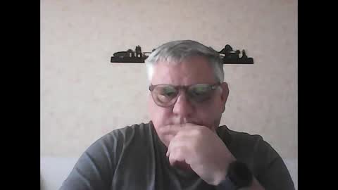 Snapshot of thierrysymp chatting on 03/10/25, 04:35 Thierrysymp online show from 03/10/25, 04:35