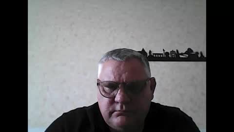 Snapshot of thierrysymp chatting on 10/15/25, 03:12 Thierrysymp online show from 10/15/25, 03:12