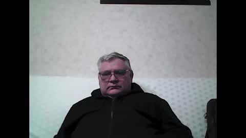 Snapshot of thierrysymp chatting on 11/23/25, 04:51 Thierrysymp online show from 11/23/25, 04:51